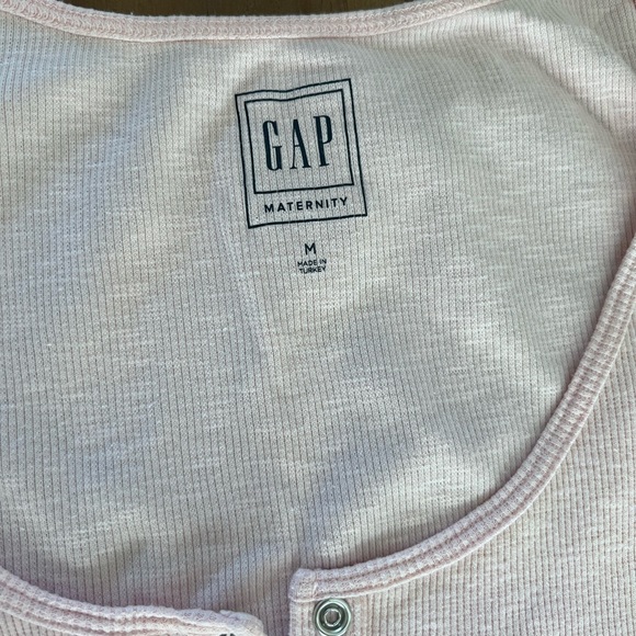 Gap Maternity Ribbed Henley Tank - Picture 3 of 5
